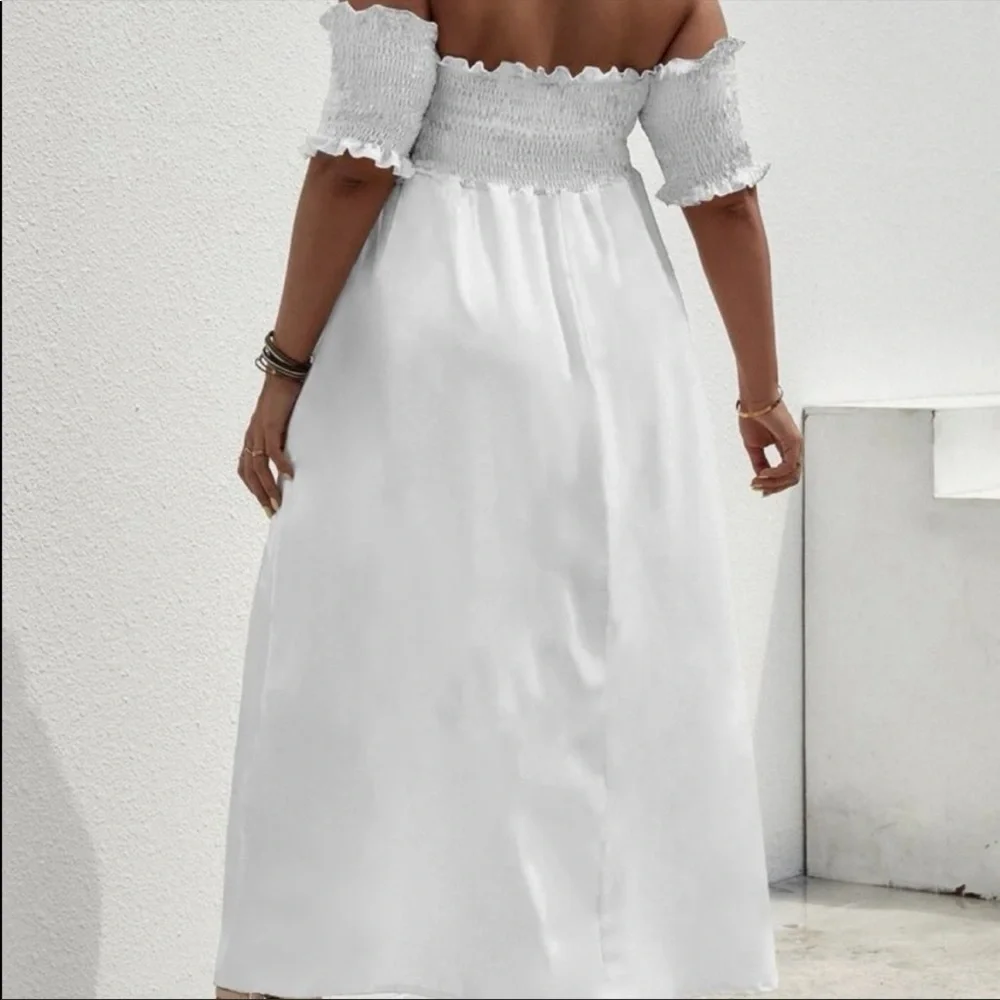 NWOT Shirred Off The Shoulder Dress - Picture 3 of 6